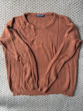 Brandy Melville Sweater in Rust